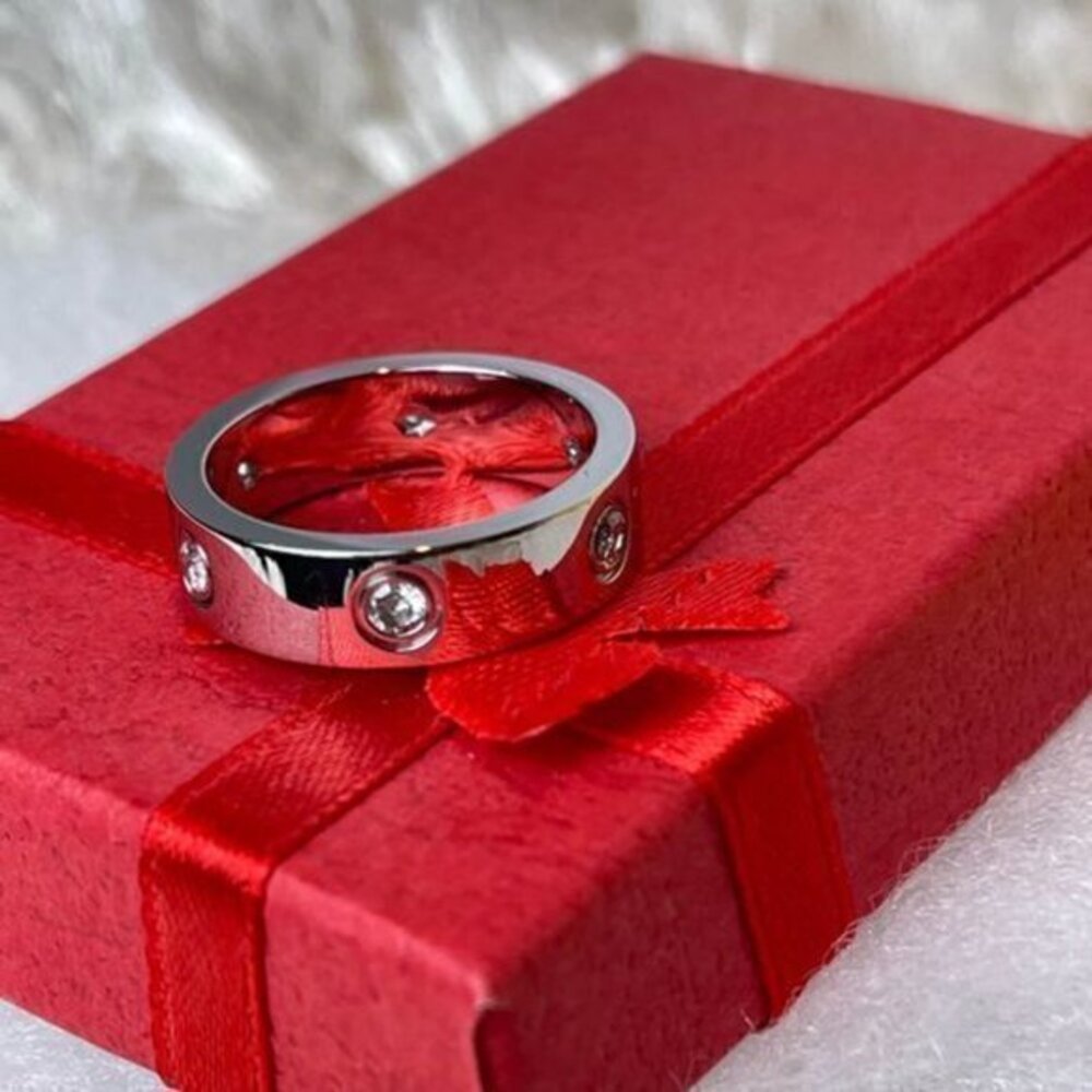 Forever In Love Ring -‎ Stainless Steel SILVER TONE with stone Size 8Forever In